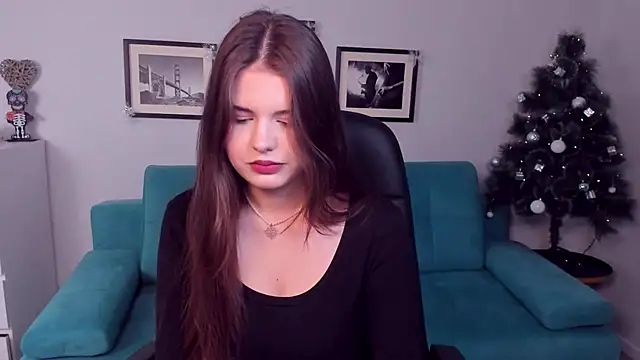 AdeliaKiss online show from December 9, 2024, 6:25 pm