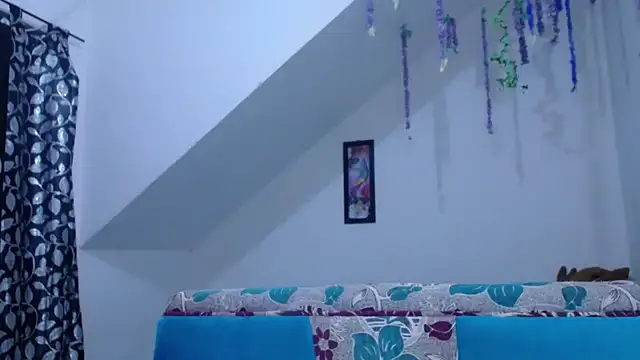 Snapshot of diamonmeli chatting on January 24, 2025, 5:10 am diamonmeli online show from January 24, 2025, 5:10 am