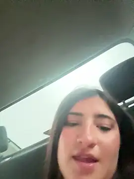 Snapshot of AhriCutte chatting on February 14, 2025, 6:29 pm AhriCutte online show from February 14, 2025, 6:29 pm