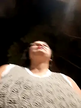 girl milk1 online show from November 26, 2025, 12:00 am