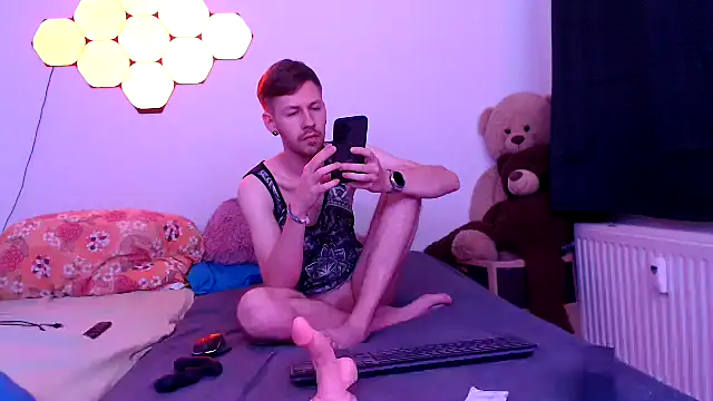 Snapshot of jonny-bisexual chatting on September 16, 2025, 9:05 pm jonny-bisexual online show from September 16, 2025, 9:05 pm