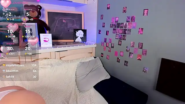 Snapshot of Linablueeyed chatting on March 18, 2025, 2:26 pm Linablueeyed online show from March 18, 2025, 2:26 pm