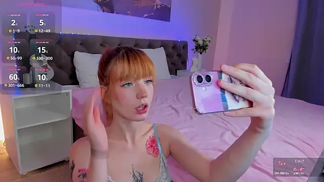 Snapshot of Linablueeyed chatting on November 7, 2025, 9:09 am Linablueeyed online show from November 7, 2025, 9:09 am