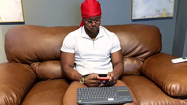 AdonisKnight online show from January 31, 2025, 11:56 am