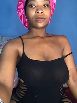 Snapshot of NunuBerry16 chatting on December 15, 2024, 2:19 am NunuBerry16 online show from December 15, 2024, 2:19 am