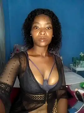 Snapshot of NunuBerry16 chatting on January 24, 2025, 12:52 pm NunuBerry16 online show from January 24, 2025, 12:52 pm