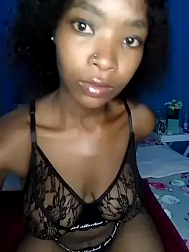 Snapshot of NunuBerry16 chatting on February 18, 2025, 8:16 am NunuBerry16 online show from February 18, 2025, 8:16 am