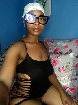 Snapshot of NunuBerry16 chatting on February 27, 2025, 11:26 pm NunuBerry16 online show from February 27, 2025, 11:26 pm