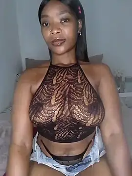 Snapshot of NunuBerry16 chatting on September 14, 2025, 1:54 pm NunuBerry16 online show from September 14, 2025, 1:54 pm