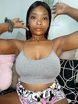 Snapshot of NunuBerry16 chatting on November 6, 2025, 1:01 pm NunuBerry16 online show from November 6, 2025, 1:01 pm