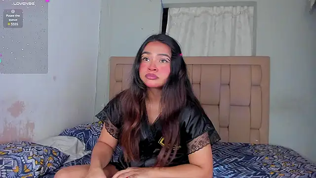 Snapshot of stepcouple_XXX chatting on December 6, 2024, 7:45 pm stepcouple XXX online show from December 6, 2024, 7:45 pm