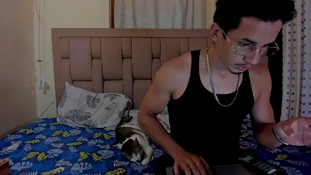 Snapshot of stepcouple_XXX chatting on November 6, 2025, 11:48 pm stepcouple XXX online show from November 6, 2025, 11:48 pm