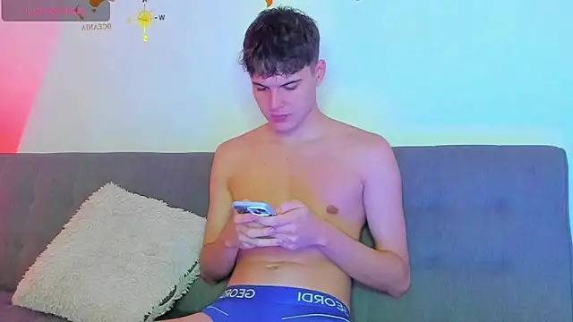 Snapshot of im_miike chatting on October 13, 2025, 11:49 pm im miike online show from October 13, 2025, 11:49 pm