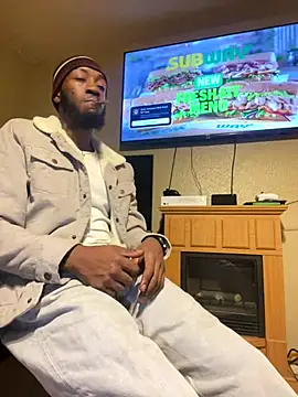 prettyrichie online show from November 7, 2025, 1:27 am