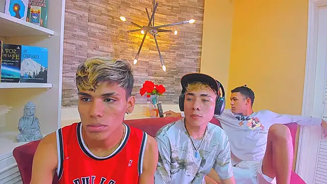 StrawwBoys online show from January 20, 2025, 8:09 am