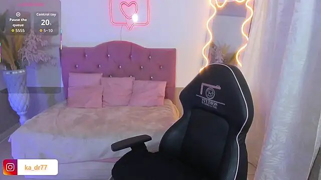 Snapshot of kendra_tay chatting on February 21, 2026, 3:51 am kendra tay online show from February 21, 2026, 3:51 am