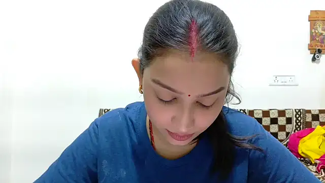 Aleena Rai online show from October 14, 2025, 6:20 pm