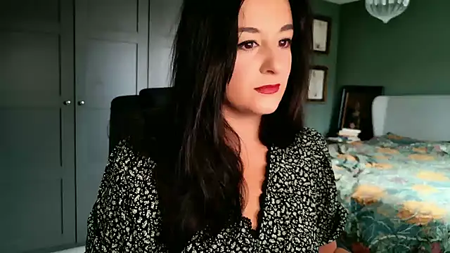 Snapshot of flatwhite0 chatting on September 17, 2025, 9:44 am flatwhite0 online show from September 17, 2025, 9:44 am