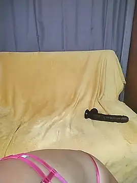 Snapshot of MirandaSingle chatting on February 21, 2025, 1:55 pm MirandaSingle online show from February 21, 2025, 1:55 pm