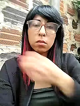 Snapshot of MirandaSingle chatting on February 1, 2026, 2:15 pm MirandaSingle online show from February 1, 2026, 2:15 pm