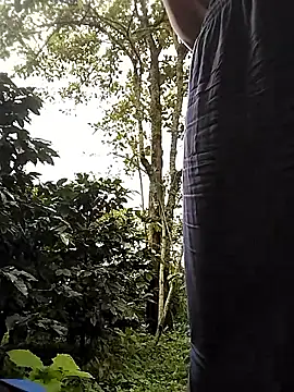 Snapshot of MirandaSingle chatting on February 2, 2026, 7:34 pm MirandaSingle online show from February 2, 2026, 7:34 pm