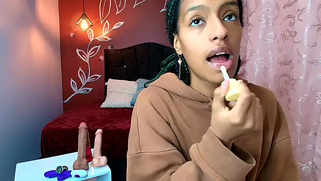 Zia Green online show from January 11, 2025, 12:07 pm