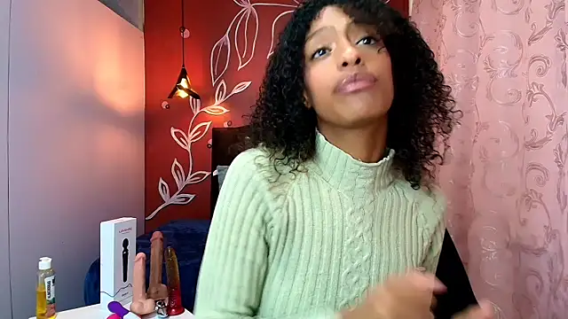 Zia Green online show from January 21, 2025, 12:18 pm