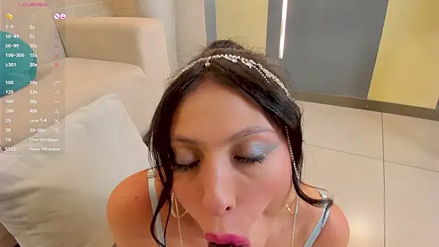 Snapshot of IrinaPortman chatting on March 13, 2025, 10:54 pm IrinaPortman online show from March 13, 2025, 10:54 pm