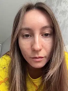 viviandaimond1 online show from October 4, 2025, 7:39 am