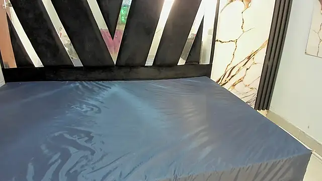 KarinaSimonz online show from November 7, 2025, 7:25 pm