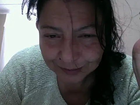 straichathot 08 online show from December 4, 2025, 7:11 pm