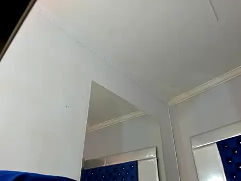 Eyleen Santos online show from October 31, 2025, 8:10 pm