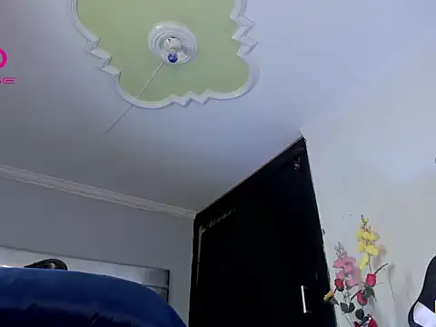 Snapshot of Eyleen_Santos chatting on February 26, 2026, 7:57 pm Eyleen Santos online show from February 26, 2026, 7:57 pm