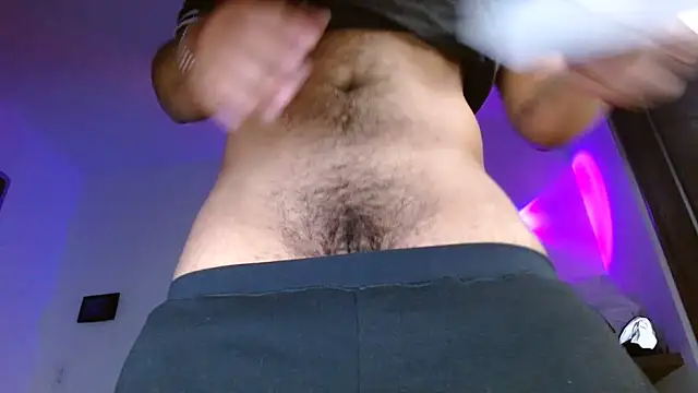Snapshot of SexyBoy-Bigclit chatting on July 6, 2026, 11:29 am SexyBoy-Bigclit online show from July 6, 2026, 11:29 am