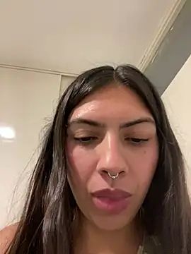 Snapshot of Argentiiniita chatting on January 4, 2025, 1:10 am Argentiiniita online show from January 4, 2025, 1:10 am