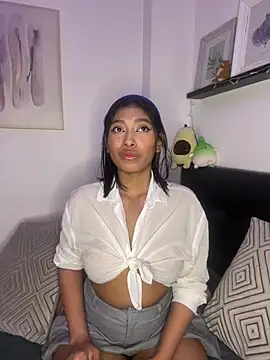 Isabella fasilier online show from January 14, 2025, 11:16 pm