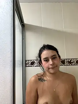 GabyButtler1 online show from January 16, 2025, 3:35 pm