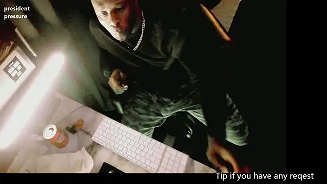 Pressure69mee online show from March 21, 2025, 5:11 am