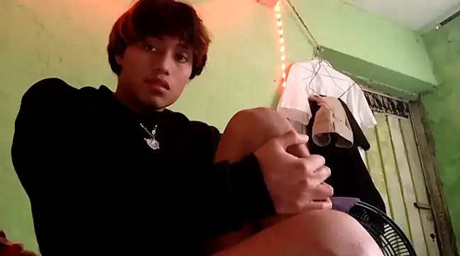 Snapshot of ruygw chatting on January 25, 2025, 9:57 pm ruygw online show from January 25, 2025, 9:57 pm