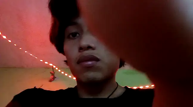 Snapshot of ruygw chatting on February 16, 2025, 11:26 pm ruygw online show from February 16, 2025, 11:26 pm