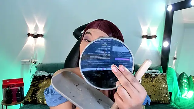 Emili Roux online show from March 31, 2026, 10:15 am