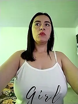 hailey85 online show from January 9, 2026, 4:32 pm