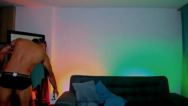 maximusclark1 online show from February 6, 2025, 10:32 pm