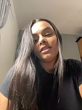 Snapshot of crystalmmour chatting on February 24, 2025, 7:30 pm crystalmmour online show from February 24, 2025, 7:30 pm