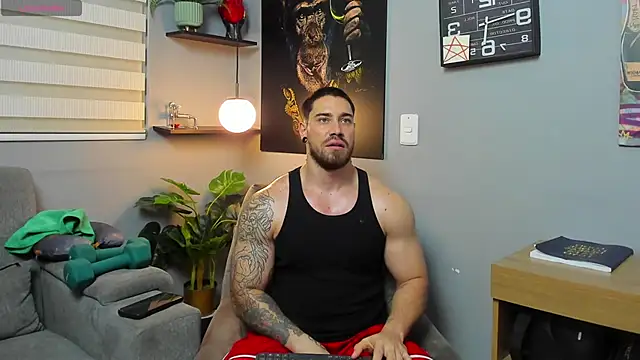 Giorgio-Leone online show from April 15, 2026, 1:12 am