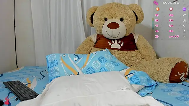 Snapshot of sweet_amalia4 chatting on September 25, 2025, 12:47 am sweet amalia4 online show from September 25, 2025, 12:47 am