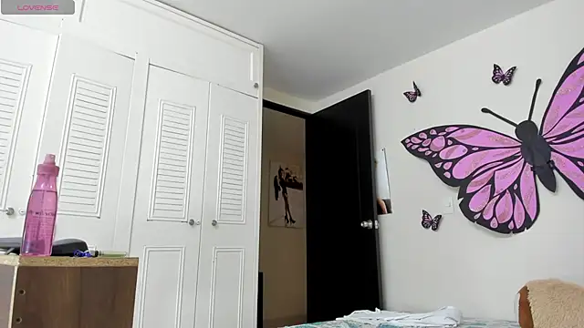 Snapshot of sweet_amalia4 chatting on October 20, 2025, 7:03 pm sweet amalia4 online show from October 20, 2025, 7:03 pm