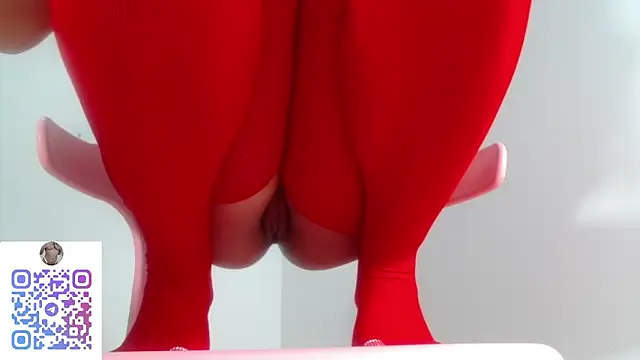 Full Fist online show from December 21, 2025, 2:02 pm