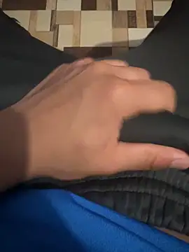 Snapshot of thediference chatting on December 15, 2025, 5:12 am thediference online show from December 15, 2025, 5:12 am