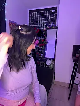 Snapshot of Carlasxdreams chatting on March 20, 2025, 4:40 am Carlasxdreams online show from March 20, 2025, 4:40 am